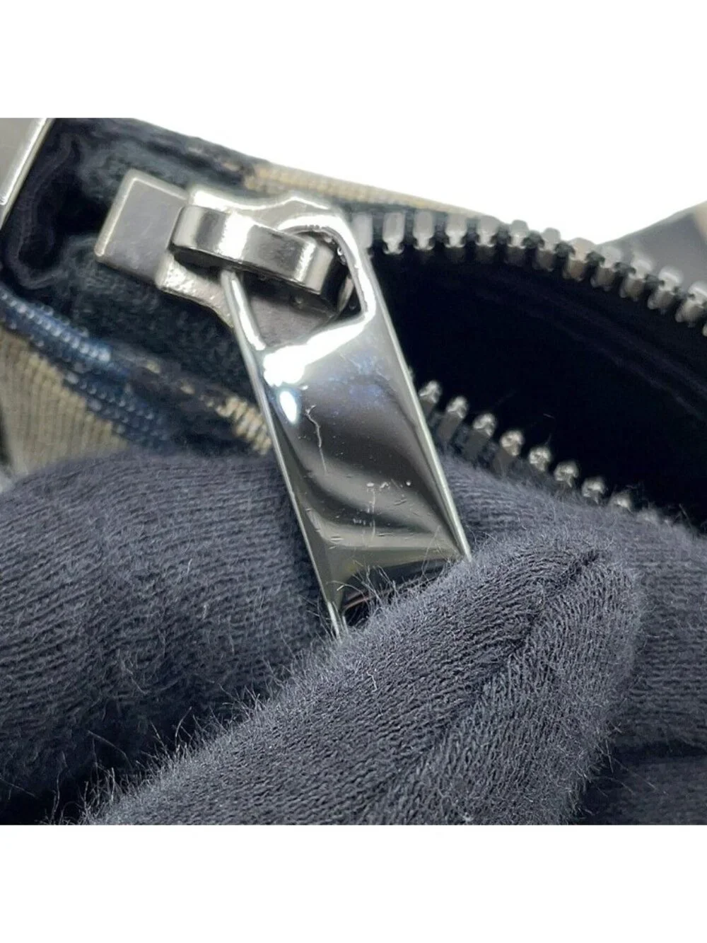 Dior this authentic